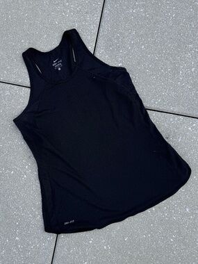 Nike Dri-FIT Tank Top Medium Black Athletic Workout Sleeveless Shirt